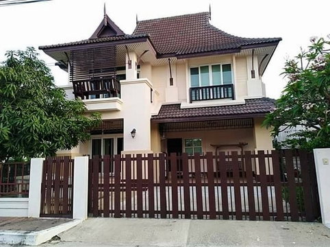 ขายด่วนๆและถูก บ้านเดี่ยว อารีน่า การ์เด้น บางนา-สุวรรณภูมิ บ้านสวย ทำเลดี พร้อมอยู่ บนที่ดิน 68 ตรว. 3 นอน 3 น้ำ พร้อมเฟอร์ฯ