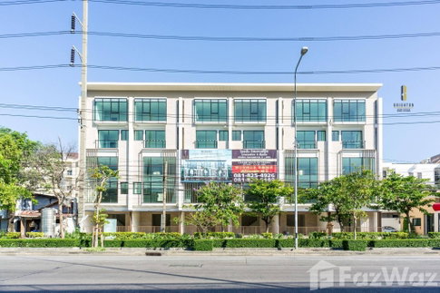 3 Bedroom Townhouse for rent in Bang Phongphang, Bangkok  1673162