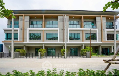 4-BR Townhouse For Rent At Premium Place Phaholyothin Ramintra (ID 2631312)