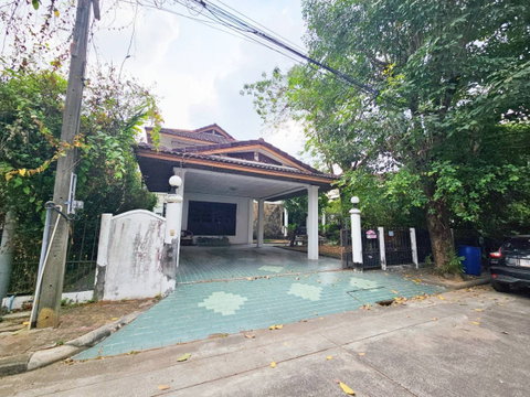 ขาย บ้านเดี่ยว ชวนชื่น พาร์ควิลล์ กาญจนาภิเษก 119 ตร.วา 4 ห้องนอน หลังใหญ่ ใกล้ทางด่วนศรีรัช