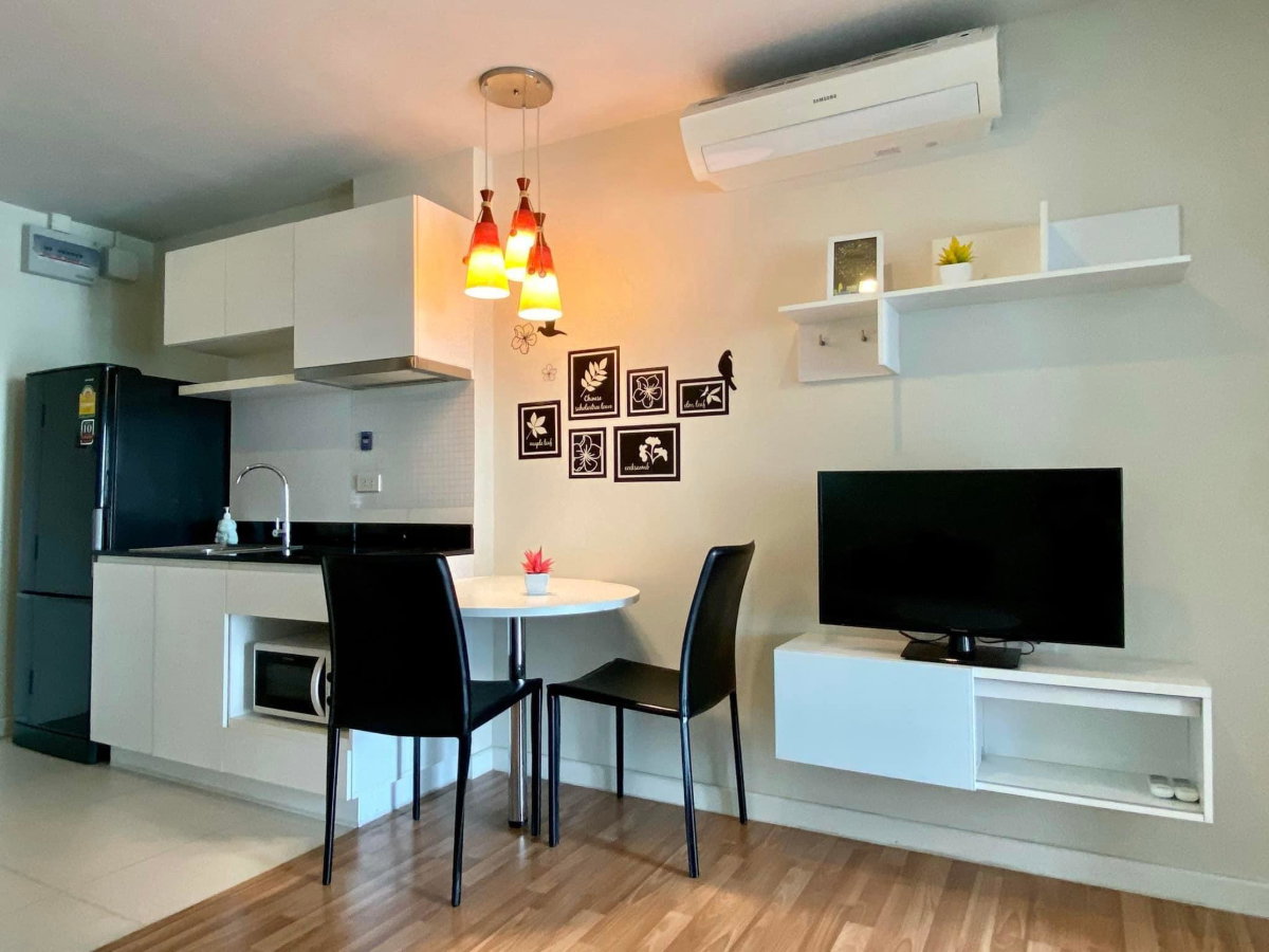 picture We Condo Ekkamai-            Raminthra  - 1/8