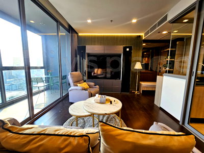 Condos for rent : ▚ LG137ツ For Rent: The Line Ratchathewi - 3BR 120sqm 🏙️✨ Rare Corner Unit, High Floor, Ready to move in!