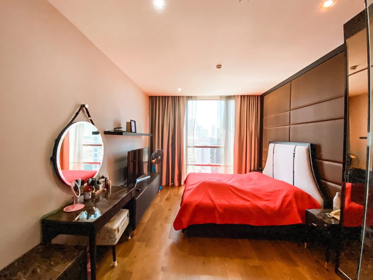 picture The Bangkok                     Sathorn - 7/9