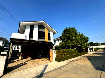 ขายบ้านเดี่ยว : ขายบ้านเดี่ยว เพอร์เฟค พาร์ค กรุงเทพกรีฑา–รามคำแหง 3ห้องนอน 2ห้องน้ำ + 1ห้องทำงาน เพียง 15นาทีถึงสนามบิน ใกล้มอเตอร์เวย์ 