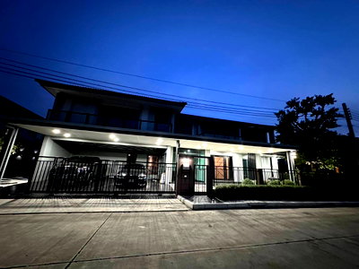 Houses for rent The Paseo Park Kanchanaphisek : House for Rent – Passorn Bangwaek Land size 100 sq.wah , fully equipped project 4 bedrooms, 4 bathrooms Fully furnished and ready to move in