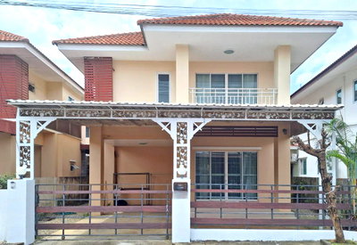 Twin houses for sale : House for sale in Rinrada 3 project, opposite Charoen Charoen market. 40 sq.wa. plot, 3 bedrooms, 3 bathrooms, 2 kitchens,  🏷️Price 2.9 million baht.