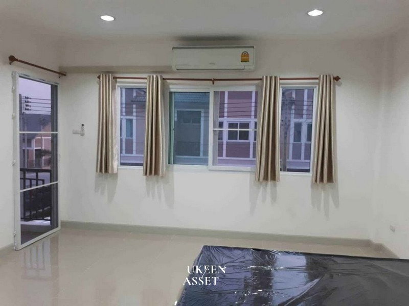 รูป ให้เช่าทาวน์เฮาส์ 2 ชั้น ม.เซนสิริสปอร์ตทาวน์ อ่าวอุดม (ทุ่งสุขลา ศรีราชา) - รูปที่ 3/8