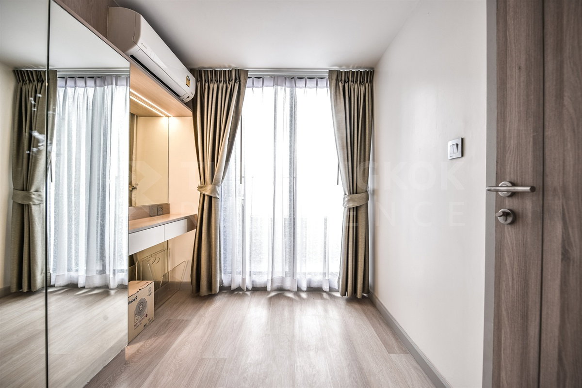รูป  KnightsBridge Prime Sathorn  💎 Duplex เพดานสูง เฟอร์ครบ 💎ใกล้ BTS ช่องนนทรี  - รูปที่ 6/9