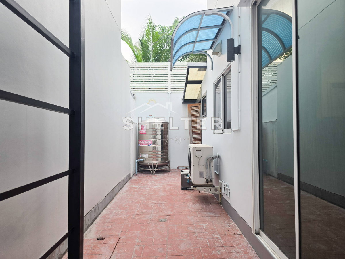 รูป บ้านเดี่ยว 3 ชั้น สไตล์โมเดิร์น สายไฟโครงการลงดิน ใกล้เดอะไนน์และ ABAC 🏠 - รูปที่ 22/23