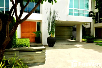 เช่าบ้านเดี่ยว เขตยานนาวา : บ้านเดี่ยวให้เช่า 4 ห้องนอน ในโครงการ เดอะ ทรีส์ สาทร 1094492