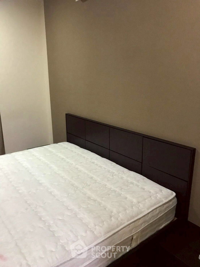 รูป 1 ห้องนอน 84 ตร.ม. ใกล้ BTS สะลิดแดง 200 ม. | Silom Grand Terrace (ID 2634882) - รูปที่ 9/13