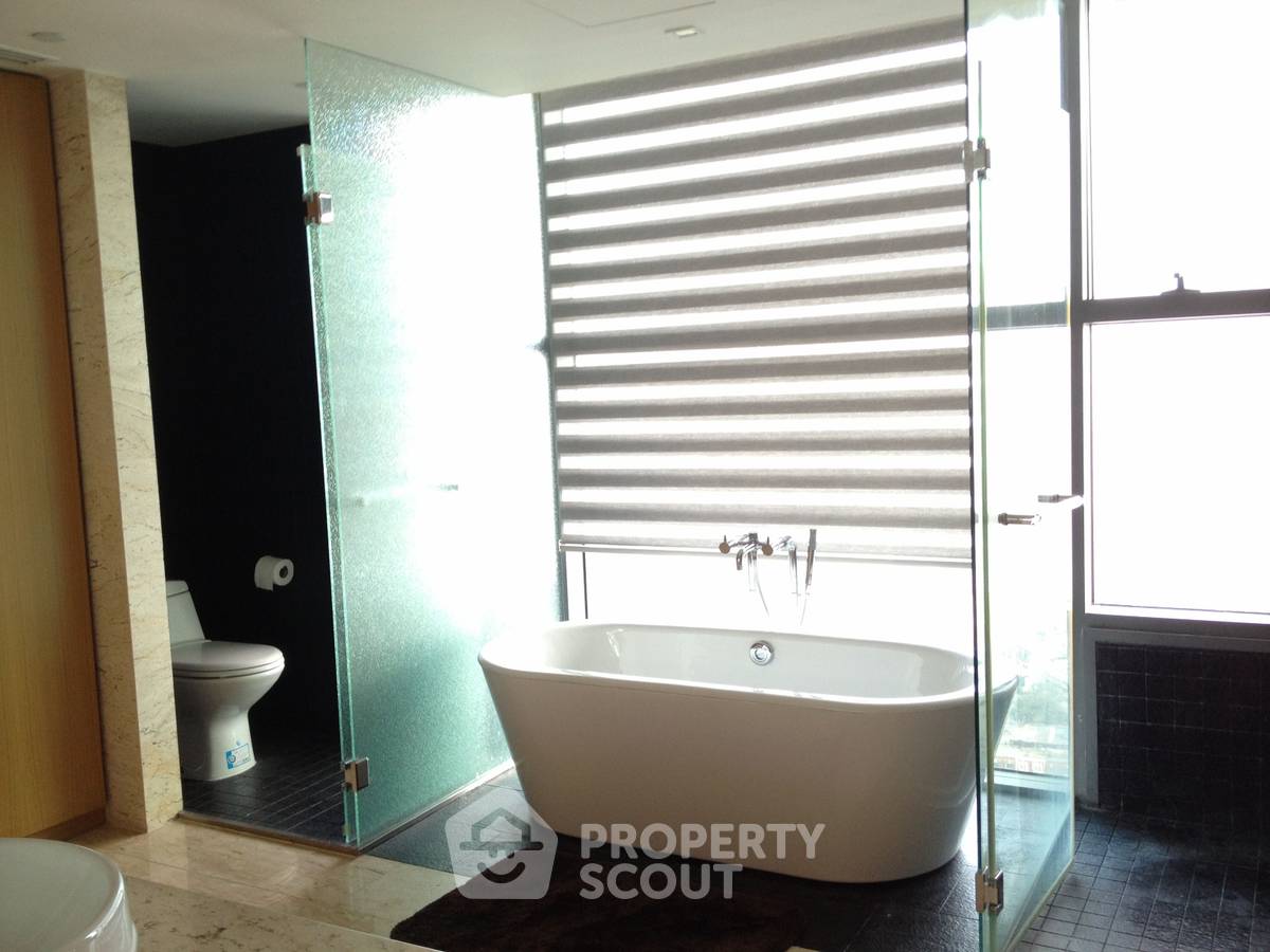 รูป คอนโดมิเนียม 3 ห้องนอน 243 ตร.ม. ชั้นสูง 29 | The Pano Rama 3 (ID 2631810) - รูปที่ 14/14