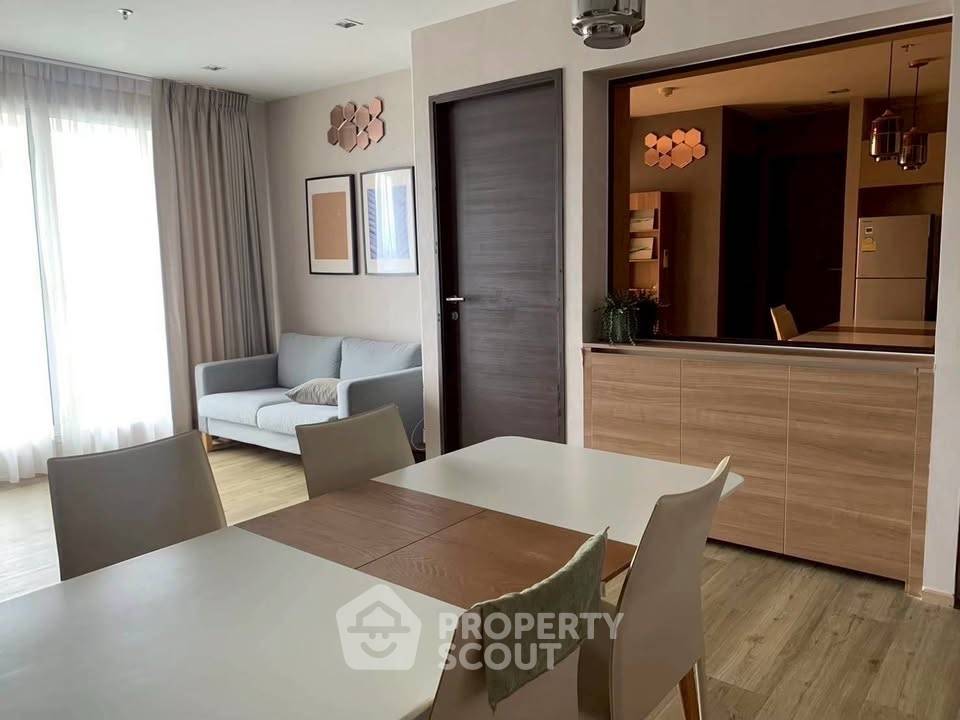 รูป คอนโด 2 ห้องนอน Rhythm Sathorn ใกล้ BTS สะพานตากสิน 300 ม. 📍 (ID 2636400) - รูปที่ 2/6