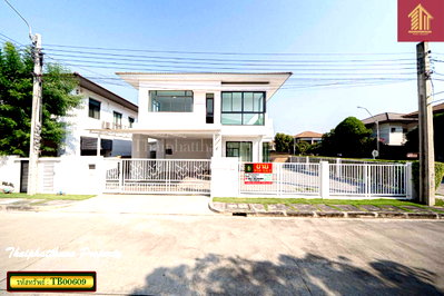 บ้านเดี่ยว สายไหม 54/1 : สราญสิริ พหลโยธิน - สายไหม บ้านหลังมุม รีโนเวทใหม่ ติดถนนใหญ่ สุขาภิบาล 5 ใกล้ทางด่วน