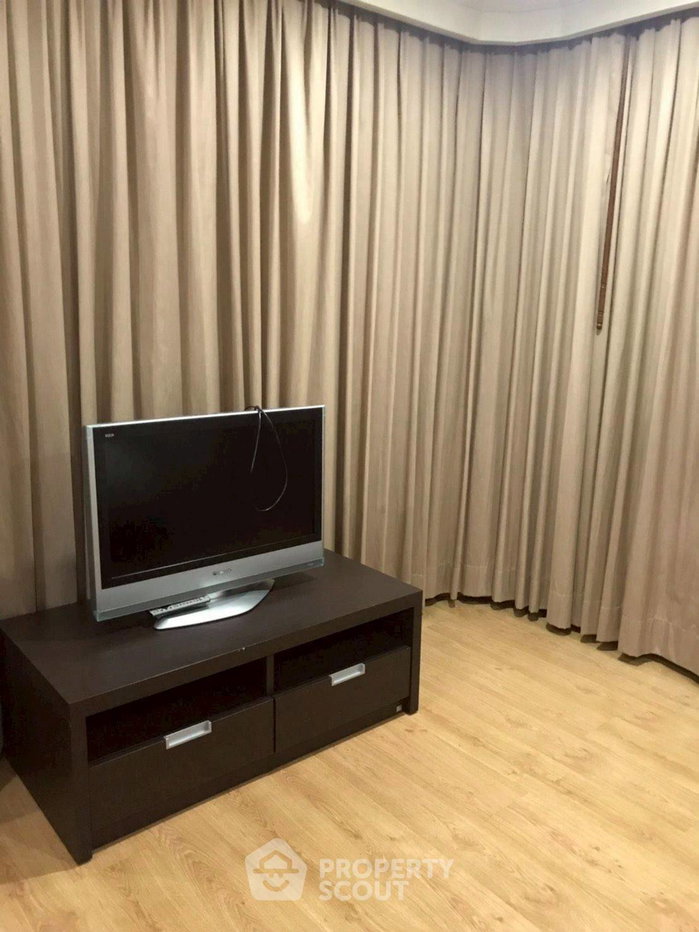 รูป 1 ห้องนอน 84 ตร.ม. ใกล้ BTS สะลิดแดง 200 ม. | Silom Grand Terrace (ID 2634882) - รูปที่ 1/13