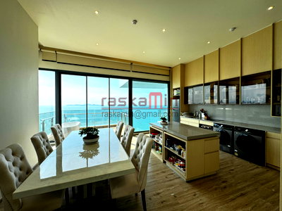 ขายคอนโด : 🌊 AROM WONGAMAT – คอนโดหรู 3 ห้องนอน ชั้นสูง สำหรับขาย