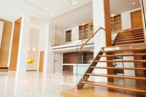 คอนโดขาย 4 ห้องนอน 439 ตร.ม. เพตเข้าพักได้ | Ficus Lane ใกล้ BTS พระโขนง 200 ม. (ID 2640898)