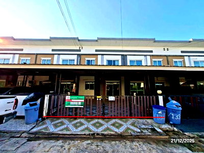 Townhouses for sale Khlong Luang Road : TOWN HOUSE 21.4 Sq.w. Khlong Luang Pathumthani for 2.5M