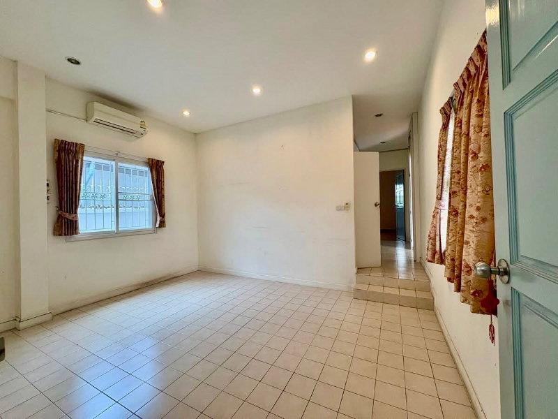 รูป ขายบ้านเดี่ยวหลังหัวมุม ถนนสุขุมวิท 101 พื้นที่ใหญ่ 149 ตร.วา | ทรง L เล่นระดับ | ใกล้ BTS ปุณณวิถี และ True Digital Park - รูปที่ 8/36