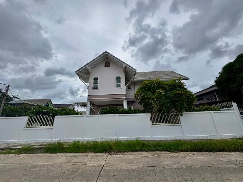รูป ขายบ้านเดี่ยวหลังหัวมุม ถนนสุขุมวิท 101 พื้นที่ใหญ่ 149 ตร.วา | ทรง L เล่นระดับ | ใกล้ BTS ปุณณวิถี และ True Digital Park - รูปที่ 36/36