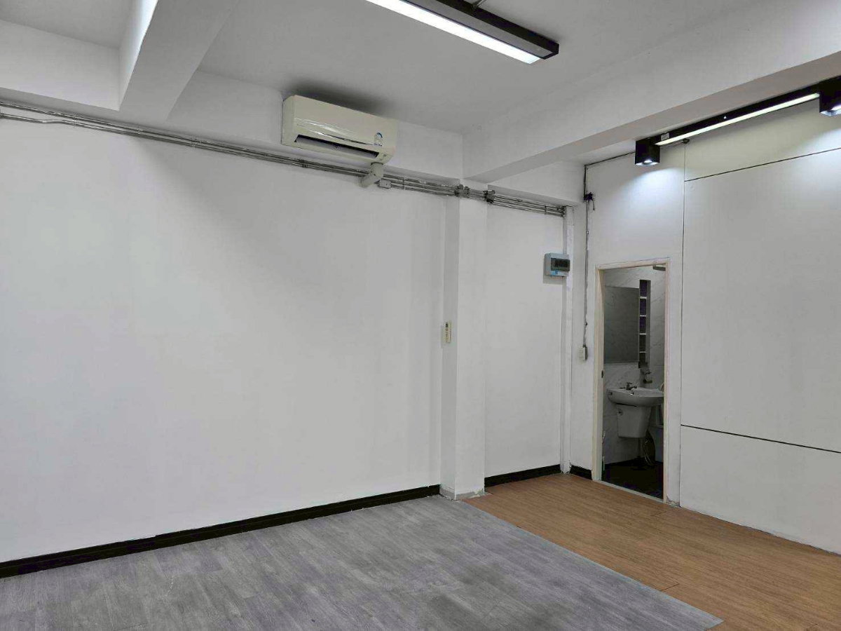 รูป #b4623  13/2/69   ให้เช่า    Office space📲📢สอบถาม ld line @condoboy - รูปที่ 2/6