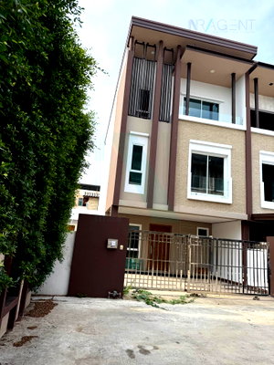 Townhouses for rent Thonburi Vocational College : 📌 For Rent 3-story Townhouse MALANAN PINKLAO-BOROMMARATCHACHONNANI-CHARANSANITWONG 45 3 bedroom 4 bathroom