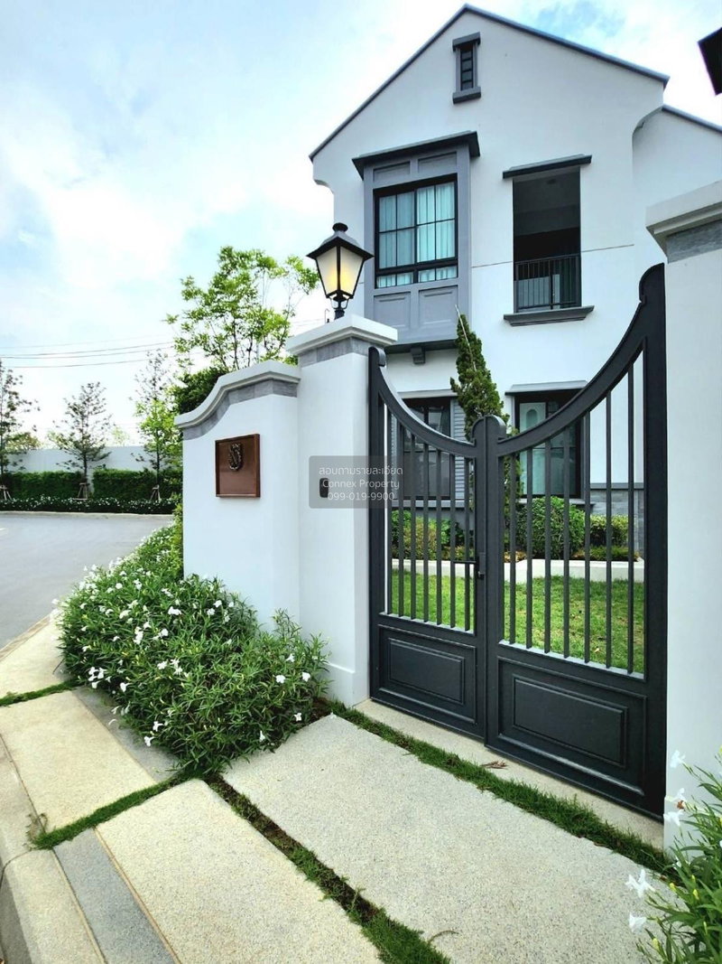 Houses for rent : For Rent House , Nantawan Rama 9-New Krungthepkreetha , corner unit , Saphan Sung , Saphan Sung , Bangkok , CX-136538 ✅ Live chat with us ADD LINE @connexproperty ✅