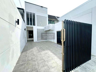 Townhouses for sale Bangkok : For Sale House , Khlong Tan Niwet Village , ARL-Ramkhamhaeng , Khlong Tan Nuea , Watthana , Bangkok , CX-142425 ✅ Live chat with us ADD LINE @connexproperty ✅