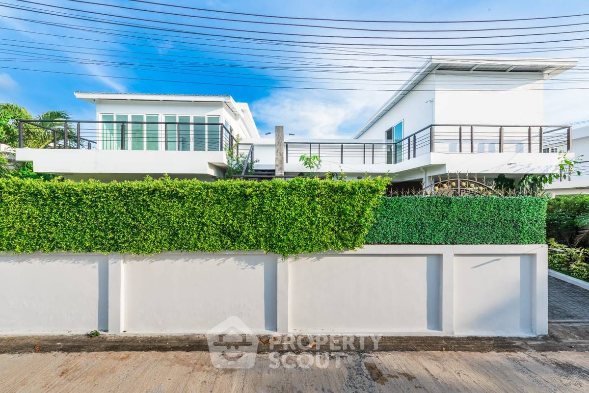 รูป ขายวิลล่า 4 ห้องนอน Mountain Village 1 นาจอมเทียน พัทยา (ID 2645092) - รูปที่ 2/47