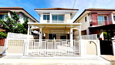 Houses for sale Pathumthani : For Sale House , Buntharik New Style Rangsit-Khlong 4 , Lat Sawai , Lam Luk Ka , Pathum Thani , CX-144196 ✅ Live chat with us ADD LINE @connexproperty ✅