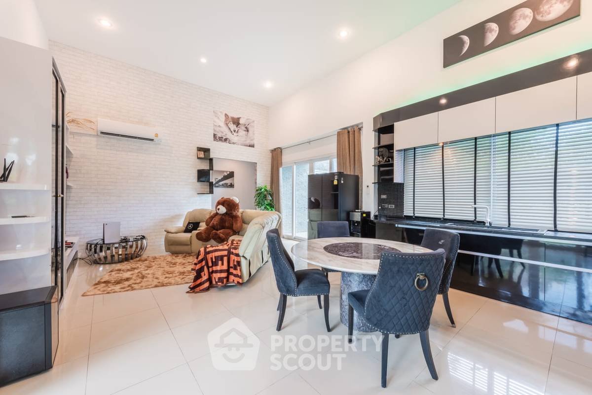 รูป ขายวิลล่า 4 ห้องนอน Mountain Village 1 นาจอมเทียน พัทยา (ID 2645092) - รูปที่ 13/47