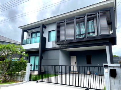 เช่าบ้านเดี่ยว มาร์เก็ต วิลเลจ สุวรรณภูมิ : เช่าบ้าน  เซนโทร บางนา - กิ่งแก้ว ราชาเทวะ บางพลี สมุทรปราการ CX-145146 ✅ ทักไลน์ @connexproperty ตอบทันที ทีมงานมืออาชีพ ✅