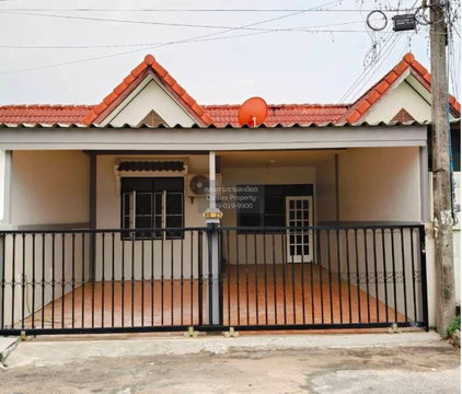 For Sale Townhouse/Townhome , Phrueksachat 7 , wide frontage , newly renovated , Surasak , Si Racha , Chon Buri , CX-145353 ✅ Live chat with us ADD LINE @connexproperty ✅