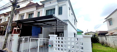 Townhouses for sale Khlong Luang Road : For Sale Townhouse/Townhome  , The Northern Town Nova , Khlong Nueng , khlong Luang , Pathum Thani , CX-141617 ✅ Live chat with us ADD LINE @connexproperty ✅