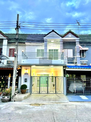 ทาวน์โฮม นนทบุรี : ขายทาวน์เฮ้าส์/ทาวน์โฮม  บ้านรัตนธานี (บางบัวทอง) รีโนเวทใหม่ บางรักพัฒนา บางบัวทอง นนทบุรี CX-125315 ✅ ทักไลน์ @connexproperty ตอบทันที ทีมงานมืออาชีพ ✅