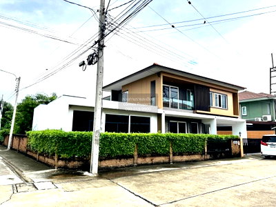 ขายบ้านเดี่ยว : ขายบ้าน  โกลเด้น วิลเลจ อ่อนนุช-พัฒนาการ ห้องมุม ARL-บ้านทับช้าง ประเวศ เขต ประเวศ กรุงเทพ CX-128872 ✅ ทักไลน์ @connexproperty ตอบทันที ทีมงานมืออาชีพ ✅