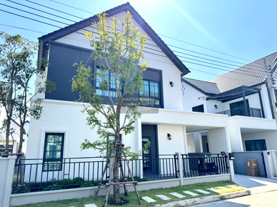 ขายบ้านเดี่ยว : ขายบ้าน  เซนโทร บางนา บางแก้ว บางพลี สมุทรปราการ CX-138217 ✅ ทักไลน์ @connexproperty ตอบทันที ทีมงานมืออาชีพ ✅