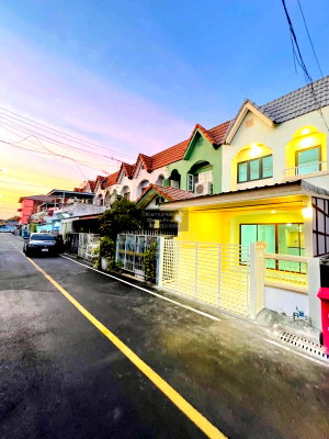 ทาวน์โฮม นนทบุรี : ขายทาวน์เฮ้าส์/ทาวน์โฮม  บ้านบัวทอง 2 รีโนเวทใหม่ บางรักพัฒนา บางบัวทอง นนทบุรี CX-132437 ✅ ทักไลน์ @connexproperty ตอบทันที ทีมงานมืออาชีพ ✅