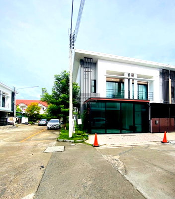 Townhouses for sale Samut Sakhon : For Sale Townhouse/Townhome  , EK Town Phutthamonthon Sai 4 , corner unit , Om Noi , Krathum Baen , Samut Sakhon , CX-142752 ✅ Live chat with us ADD LINE @connexproperty ✅