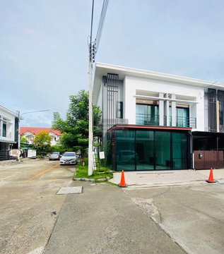 ขายทาวน์เฮ้าส์/ทาวน์โฮม อีเค ทาวน์ พุทธมณฑลสาย 4 ห้องมุม อ้อมน้อย กระทุ่มแบน สมุทรสาคร CX-142752 ✅ ทักไลน์ @connexproperty ตอบทันที ทีมงานมืออาชีพ ✅
