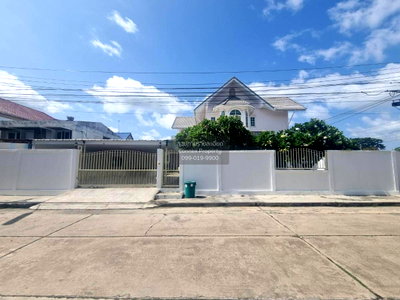 บ้านเดี่ยว วิทยาลัยพณิชยการบางนา : ขายบ้าน  เมืองทอง 4 ปุณณวิถี 53 BTS-ปุณณวิถี บางจาก เขต พระโขนง กรุงเทพ CX-126305 ✅ ทักไลน์ @connexproperty ตอบทันที ทีมงานมืออาชีพ ✅