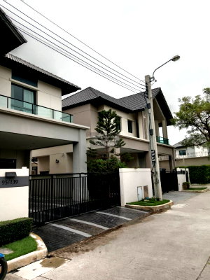 Houses for rent Tesco Lotus Srinakarindra : For Rent House , Bangkok Boulevard Srinakarin - Bangna , MRT-Sridan , Bang Kaeo , Bang Phli , Samut Prakarn , CX-143445 ✅ Live chat with us ADD LINE @connexproperty ✅