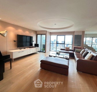คอนโด 3 ห้องนอน ชั้นสูง 37 จาก Sathorn Gardens ใกล้ MRT สีลม 200 ตร.ม. (ID 2648601)
