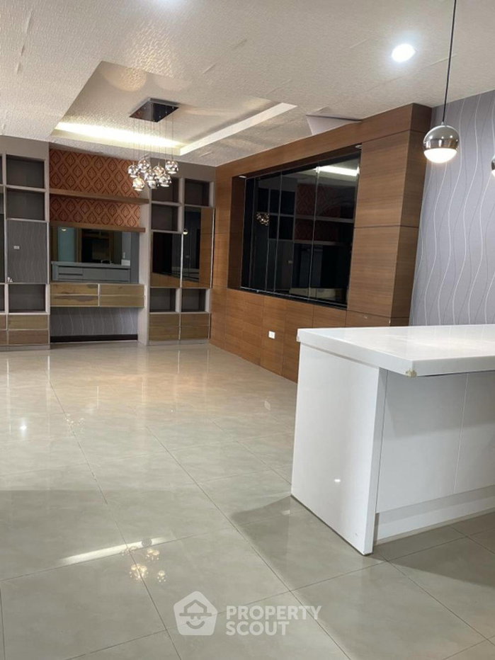 รูป คอนโด 1 ห้องนอน ขาย ที่ NS Tower Central City Bangna ชั้น 28 ขนาด 118 ตร.ม. (ID 1433145) - รูปที่ 2/10