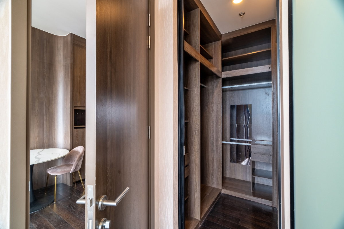 picture 🔥Thonglor CBD Deal | 34th Floor Skyline Condo | Move-In Ready - U6011645 - 4/8