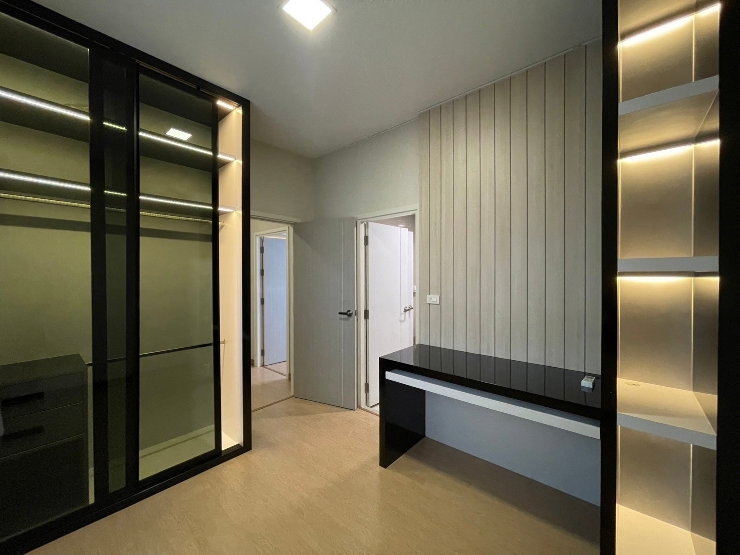 รูป ออฟฟิศ ทาวน์เฮ้าส์ 3.5 ชั้น (พหลโยธิน-วิภาวดี) - รูปที่ 16/23