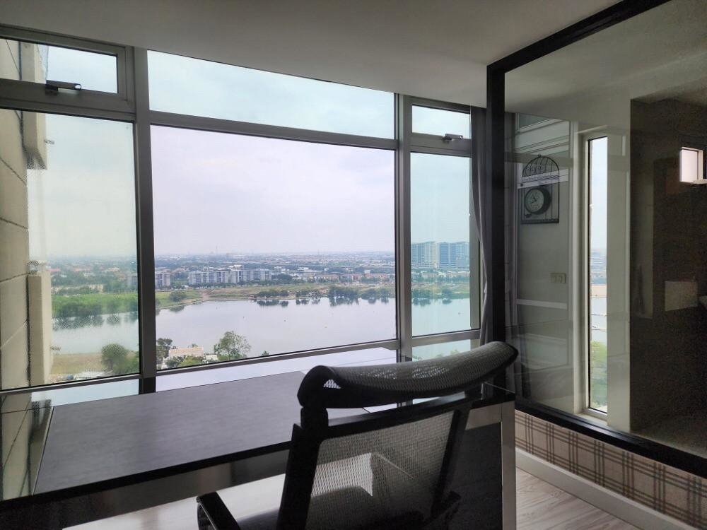 picture The Lake                   Condominium  - 10/13