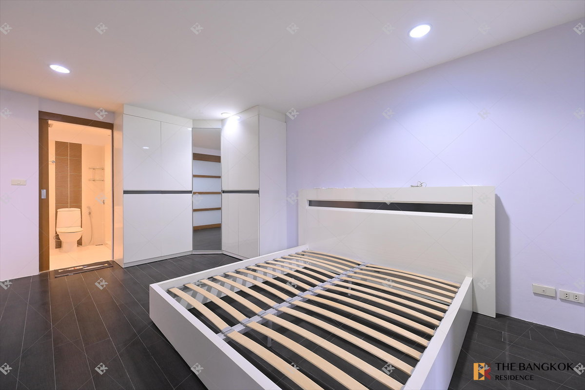 รูป 💥 Must Sell! Rare Spacious Unit at Asoke Tower near Mrt Phetchaburi - รูปที่ 6/10