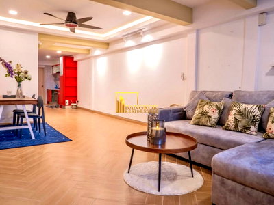 เช่าบ้านเดี่ยว ถนนสุขุมวิท : Khlongtan Niwet | Renovated 3 Bedroom House in Phra Khanong - BR28322SH