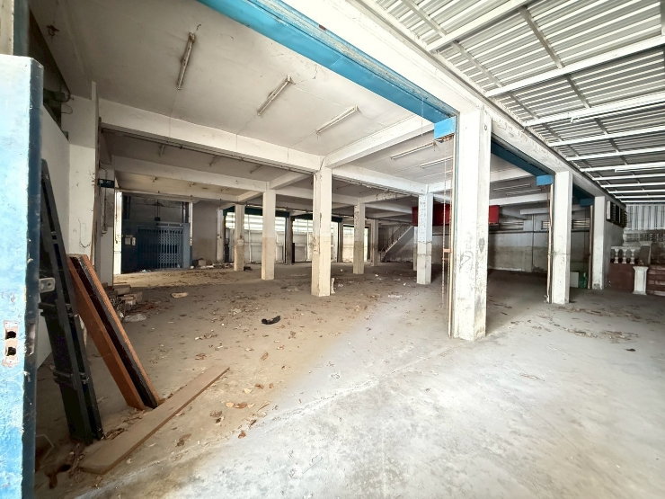 รูป โกดัง 4 ชั้น เสนานิคม พื้นที่กว่า 200 ตร.วา มีลิฟท์ในอาคาร - รูปที่ 11/19